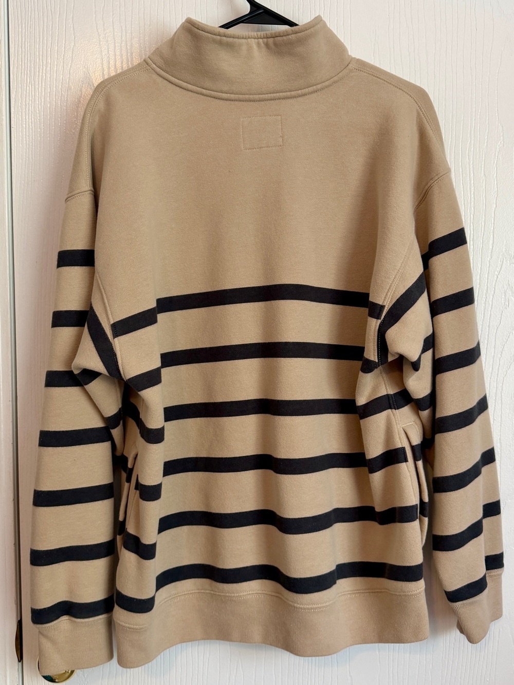Abercrombie & Fitch Beige Half‑Zip Pullover with Black Stripes - Picture 4 of 4